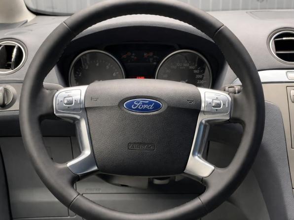 Ford S-MAX I с пробегом 2006 года, цена 577 000 рублей, 214426 км, минивэн, Автокод Объявления