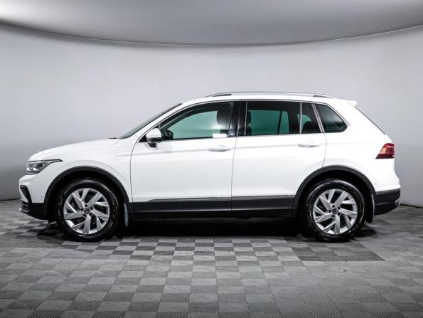 Volkswagen Tiguan II Рестайлинг с пробегом 2021 года, цена 3 399 000 рублей, 58731 км, внедорожник, Автокод Объявления