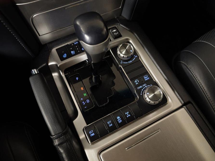 Toyota Land Cruiser 200 Series Рестайлинг 2 Москва  - изображение 23