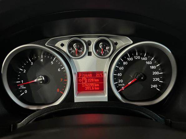 Ford Focus II Рестайлинг с пробегом 2010 года, цена 589 900 рублей, 174000 км, хэтчбек, Автокод Объявления
