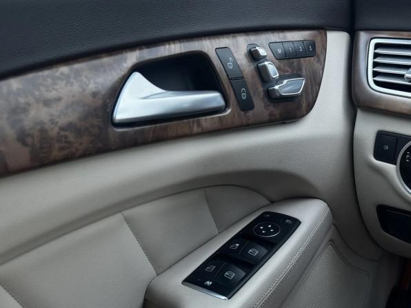 Mercedes-Benz CLS II (C218) Рестайлинг с пробегом 2016 года, цена 3 389 000 рублей, 105327 км, универсал, Автокод Объявления