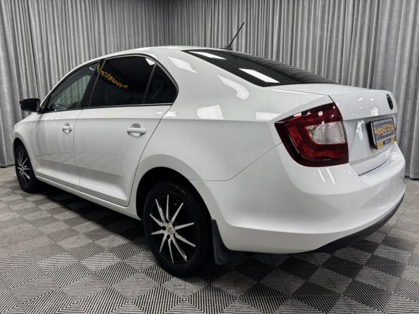 Skoda Rapid I Рестайлинг с пробегом 2018 года, цена 1 120 000 рублей, 170286 км, лифтбек, Автокод Объявления