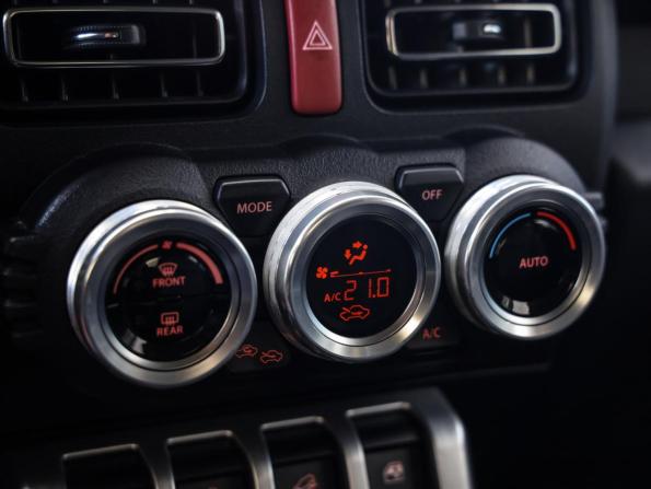 Suzuki Jimny IV с пробегом 2020 года, цена 2 649 000 рублей, 52220 км, внедорожник, Автокод Объявления