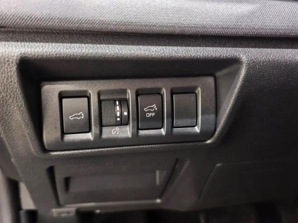 Subaru Outback VI с пробегом 2020 года, цена 3 059 000 рублей, 136000 км, универсал, Автокод Объявления