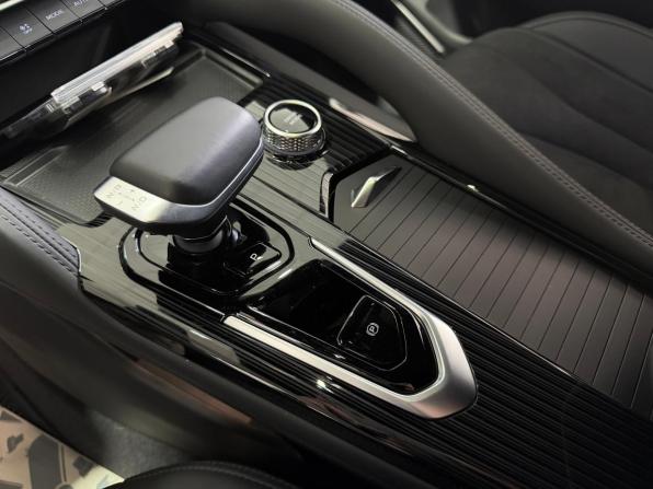 Geely Monjaro I с пробегом 2024 года, цена 3 600 000 рублей, 5112 км, внедорожник, Автокод Объявления