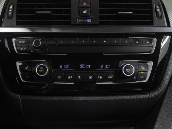 BMW 3 серии VI (F3x) Рестайлинг с пробегом 2018 года, цена 2 549 000 рублей, 144981 км, седан, Автокод Объявления