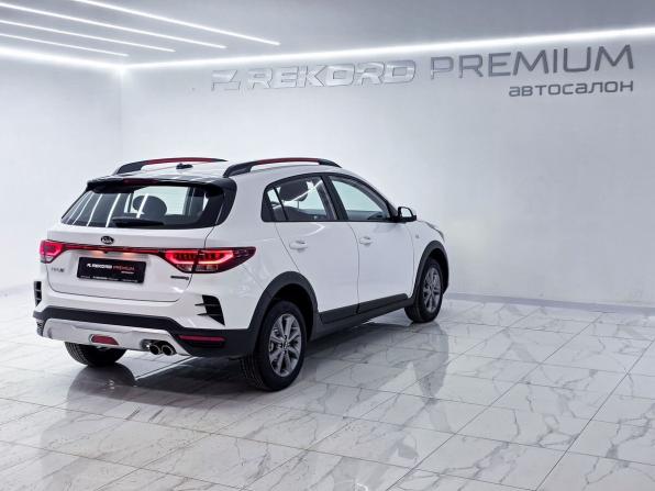Kia Rio IV Рестайлинг с пробегом 2021 года, цена 1 649 000 рублей, 137000 км, хэтчбек, Автокод Объявления