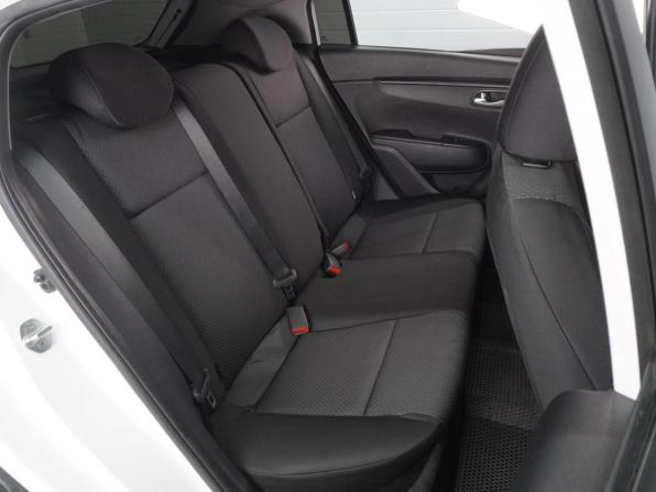 Kia Rio IV Рестайлинг с пробегом 2021 года, цена 1 799 000 рублей, 96010 км, хэтчбек, Автокод Объявления