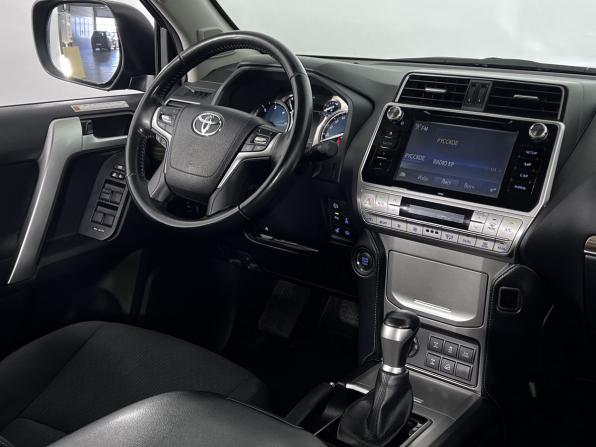 Toyota Land Cruiser Prado 150 Series Рестайлинг 2 с пробегом 2018 года, цена 5 300 000 рублей, 94467 км, внедорожник, Автокод Объявления