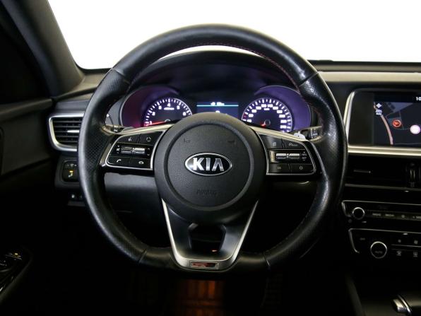 Kia Optima IV Рестайлинг с пробегом 2018 года, цена 1 990 000 рублей, 155000 км, седан, Автокод Объявления