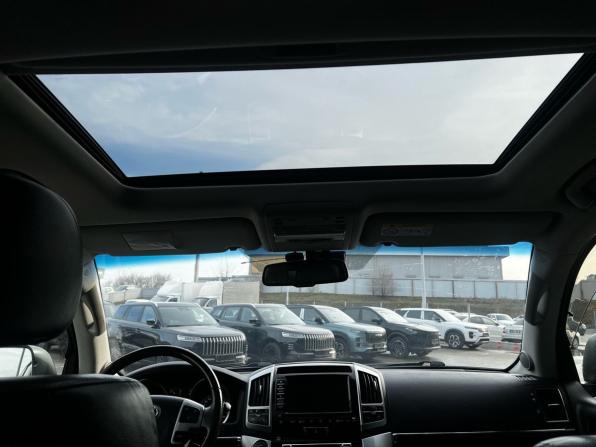 Toyota Land Cruiser 200 Series Рестайлинг 1 с пробегом 2013 года, цена 3 429 000 рублей, 259356 км, внедорожник, Автокод Объявления