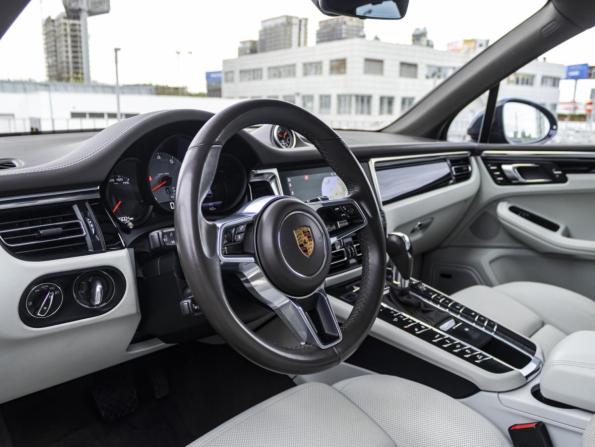 Porsche Macan I Рестайлинг с пробегом 2019 года, цена 4 702 500 рублей, 89002 км, внедорожник, Автокод Объявления