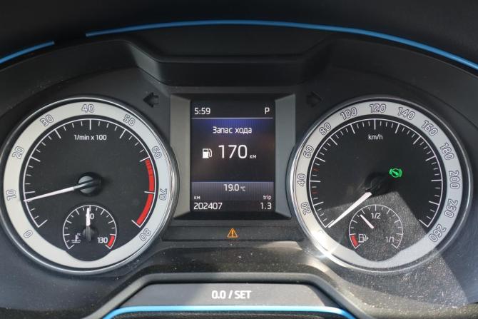 Skoda Octavia III (A7) Рестайлинг с пробегом 2017 года, цена 1 369 000 рублей, 201000 км, лифтбек, Автокод Объявления