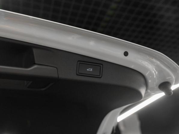 Volkswagen Tiguan III (China Market) с пробегом 2026 года, цена 4 900 000 рублей, 40 км, внедорожник, Автокод Объявления