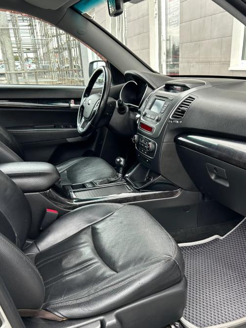 Kia Sorento II Рестайлинг Альметьевск  - изображение 14