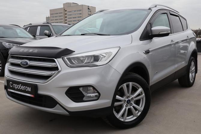 Ford Kuga II Рестайлинг с пробегом 2018 года, цена 1 599 000 рублей, 152000 км, внедорожник, Автокод Объявления
