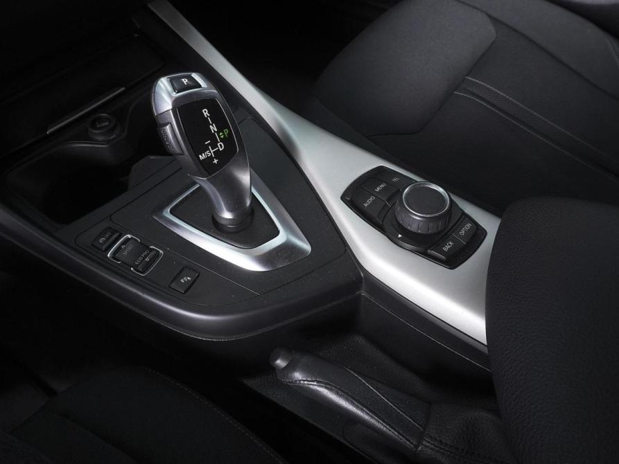 BMW 1 серии II (F20/F21) Рестайлинг 2 Ростов-на-Дону  - изображение 13