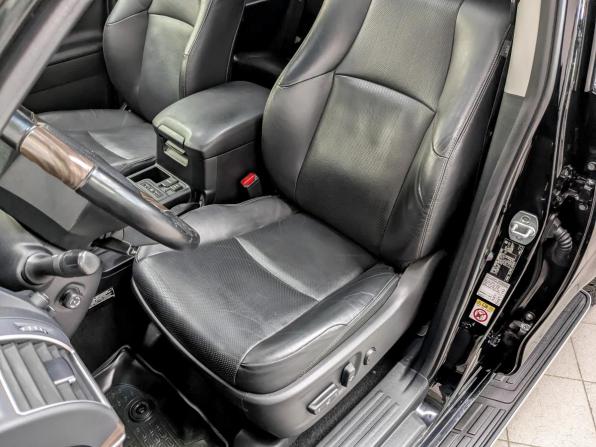 Toyota Land Cruiser Prado 150 Series Рестайлинг 2 с пробегом 2019 года, цена 4 800 000 рублей, 165000 км, внедорожник, Автокод Объявления