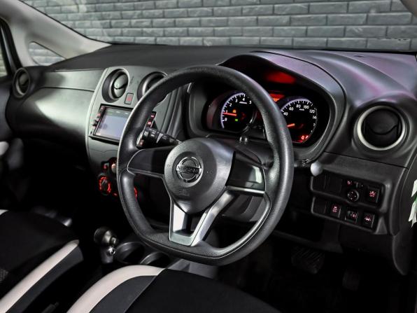 Nissan Note II Рестайлинг с пробегом 2018 года, цена 1 250 000 рублей, 82908 км, хэтчбек, Автокод Объявления