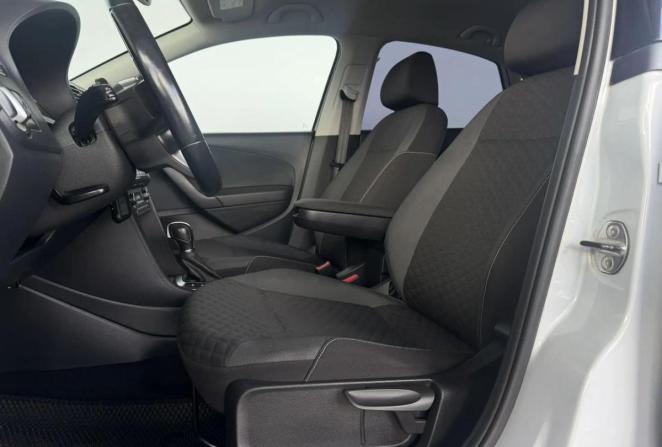 Volkswagen Polo V Рестайлинг с пробегом 2018 года, цена 1 349 000 рублей, 127456 км, седан, Автокод Объявления