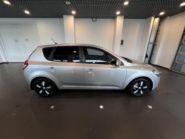 Kia Ceed I Рестайлинг с пробегом 2010 года, цена 710 000 рублей, 162603 км, хэтчбек, Автокод Объявления