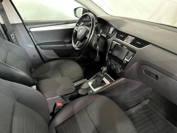Skoda Octavia III (A7) с пробегом 2016 года, цена 1 350 000 рублей, 166991 км, лифтбек, Автокод Объявления
