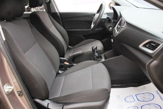 Hyundai Solaris II с пробегом 2019 года, цена 1 271 000 рублей, 157704 км, седан, Автокод Объявления