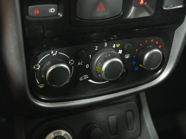 Renault Duster I с пробегом 2013 года, цена 773 000 рублей, 174877 км, внедорожник, Автокод Объявления
