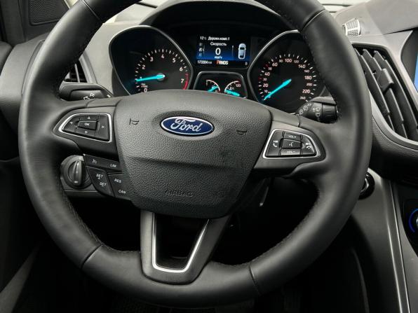 Ford Kuga II Рестайлинг с пробегом 2019 года, цена 1 598 600 рублей, 173304 км, внедорожник, Автокод Объявления