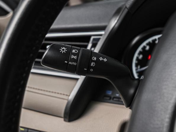Toyota Camry VIII (XV70) с пробегом 2018 года, цена 2 860 000 рублей, 183628 км, седан, Автокод Объявления
