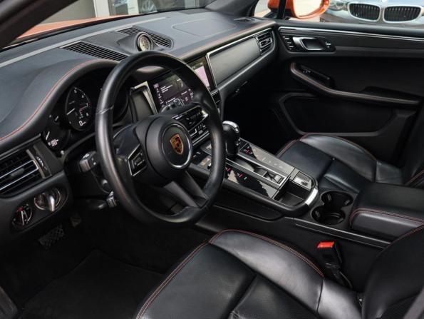 Porsche Macan I Рестайлинг 2 с пробегом 2022 года, цена 6 650 000 рублей, 81202 км, внедорожник, Автокод Объявления