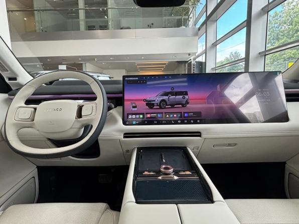 Lynk &amp; Co 900 с пробегом 2026 года, цена 8 350 000 рублей, 45 км, внедорожник, Автокод Объявления