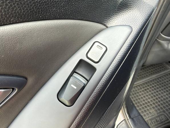 Hyundai ix35 I с пробегом 2011 года, цена 995 000 рублей, 220000 км, внедорожник, Автокод Объявления