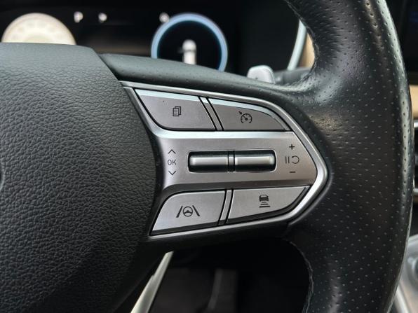 Hyundai Santa Fe IV Рестайлинг с пробегом 2020 года, цена 3 750 000 рублей, 102446 км, внедорожник, Автокод Объявления