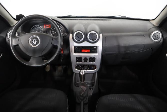 Renault Sandero I с пробегом 2013 года, цена 659 000 рублей, 109000 км, хэтчбек, Автокод Объявления