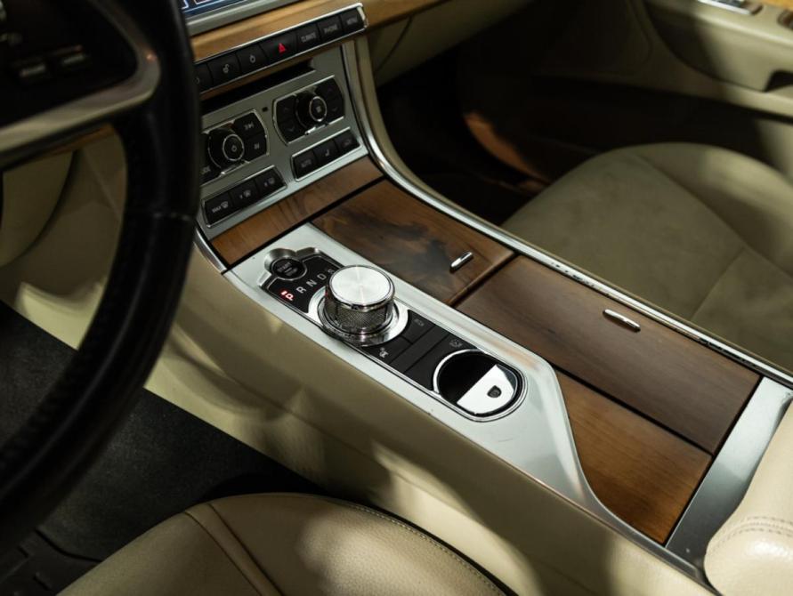 Jaguar XF I Рестайлинг Санкт-Петербург  - изображение 17