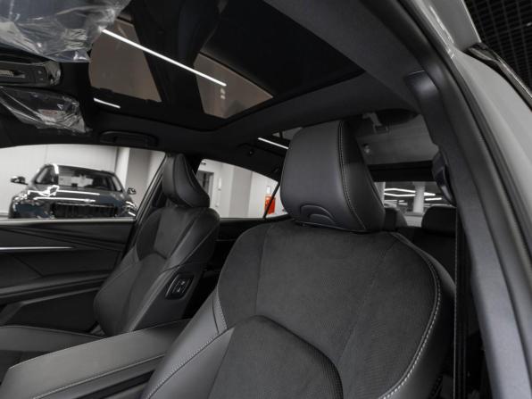Toyota Camry IX (XV80) China Market с пробегом 2026 года, цена 4 400 000 рублей, 50 км, седан, Автокод Объявления