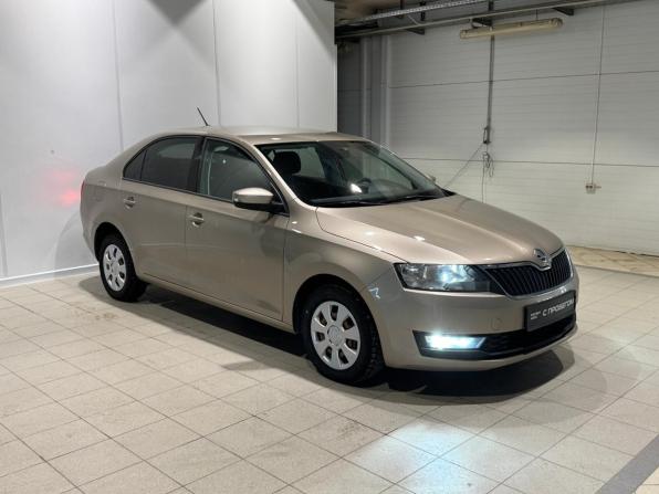 Skoda Rapid I Рестайлинг с пробегом 2019 года, цена 1 100 000 рублей, 103000 км, лифтбек, Автокод Объявления