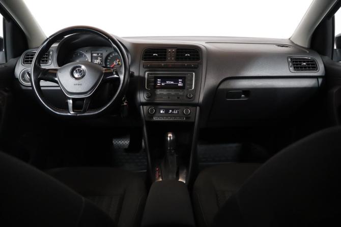 Volkswagen Polo V Рестайлинг с пробегом 2017 года, цена 1 099 000 рублей, 100000 км, седан, Автокод Объявления
