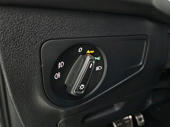 Volkswagen Tiguan II с пробегом 2018 года, цена 2 490 000 рублей, 134239 км, внедорожник, Автокод Объявления