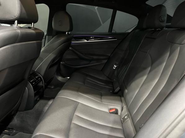BMW 5 серии VII (G30/G31/G38) с пробегом 2018 года, цена 2 570 000 рублей, 200649 км, седан, Автокод Объявления