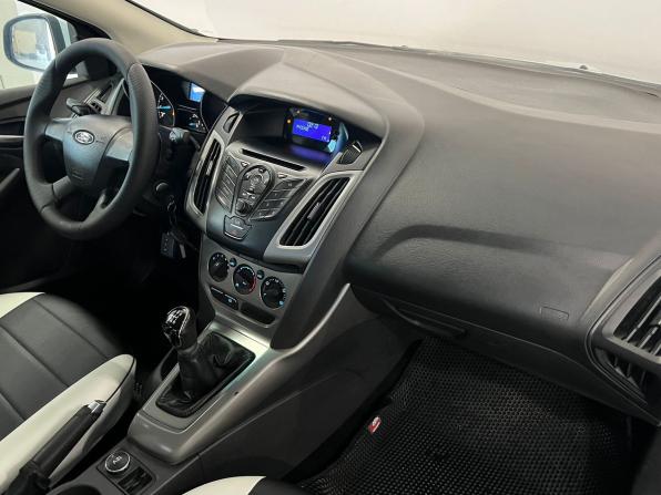 Ford Focus III с пробегом 2011 года, цена 680 000 рублей, 183014 км, седан, Автокод Объявления