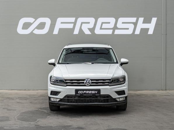 Volkswagen Tiguan II с пробегом 2017 года, цена 2 610 000 рублей, 93942 км, внедорожник, Автокод Объявления