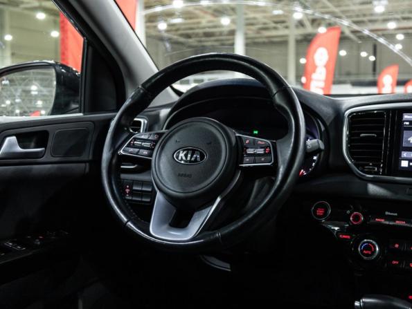 Kia Sportage IV Рестайлинг с пробегом 2021 года, цена 2 599 700 рублей, 63276 км, внедорожник, Автокод Объявления