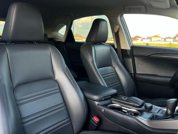 Lexus NX I с пробегом 2015 года, цена 2 549 000 рублей, 117000 км, внедорожник, Автокод Объявления