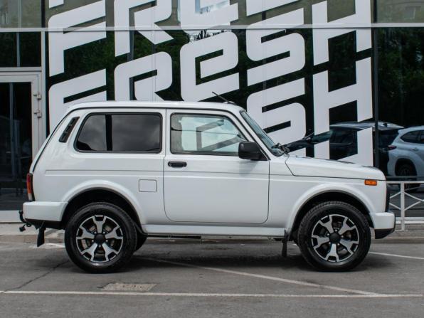 Lada (ВАЗ) Niva Legend с пробегом 2024 года, цена 875 000 рублей, 59893 км, внедорожник, Автокод Объявления