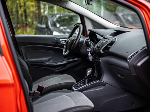 Ford EcoSport II с пробегом 2016 года, цена 1 111 000 рублей, 53952 км, внедорожник, Автокод Объявления