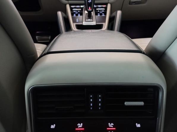 Porsche Cayenne III с пробегом 2018 года, цена 7 140 000 рублей, 122197 км, внедорожник, Автокод Объявления