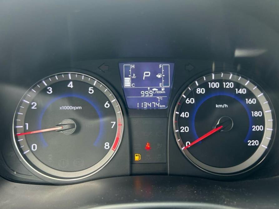Hyundai Solaris I Рестайлинг Санкт-Петербург  - изображение 19