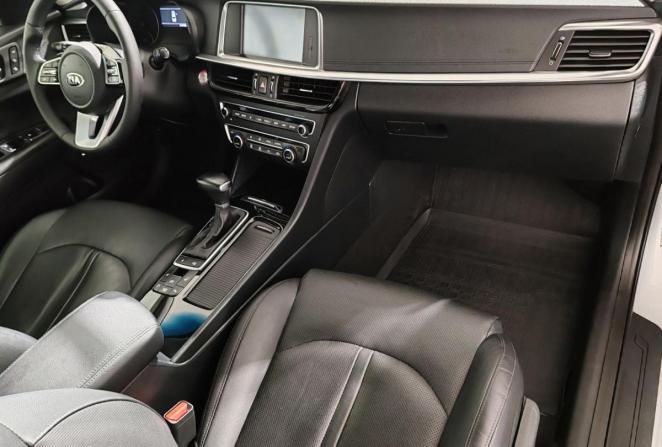 Kia Optima IV Рестайлинг с пробегом 2019 года, цена 1 960 000 рублей, 218786 км, седан, Автокод Объявления